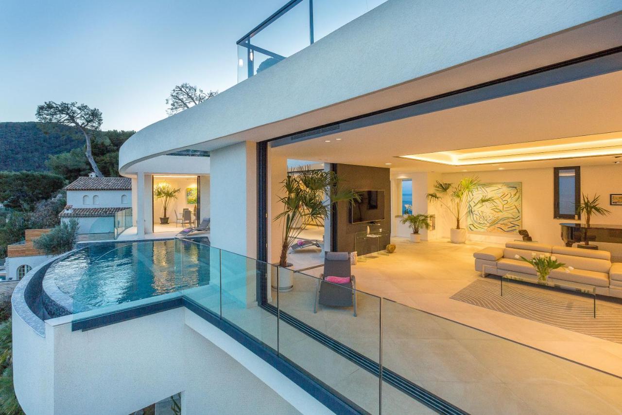 אזה Villa Paradise מראה חיצוני תמונה