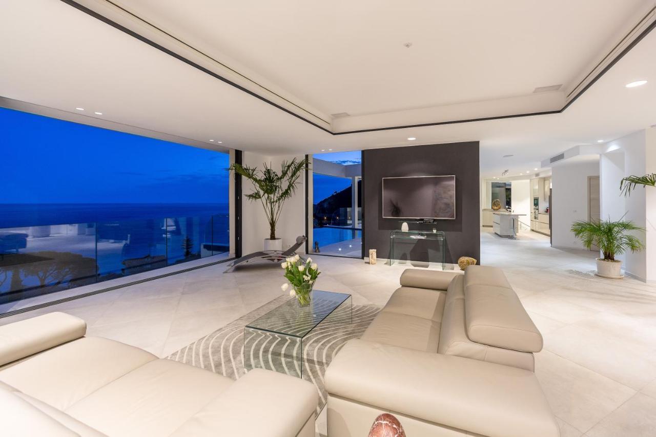 אזה Villa Paradise מראה חיצוני תמונה