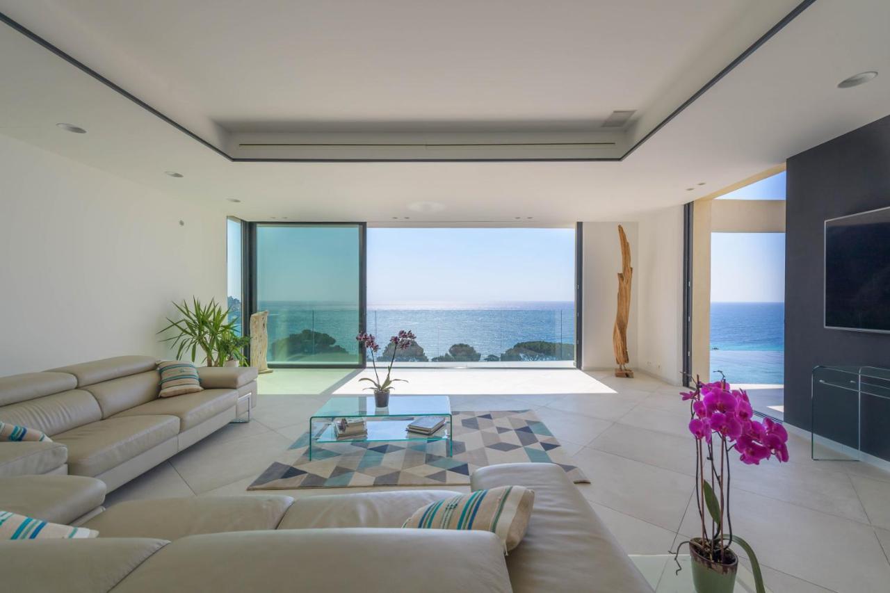 אזה Villa Paradise מראה חיצוני תמונה